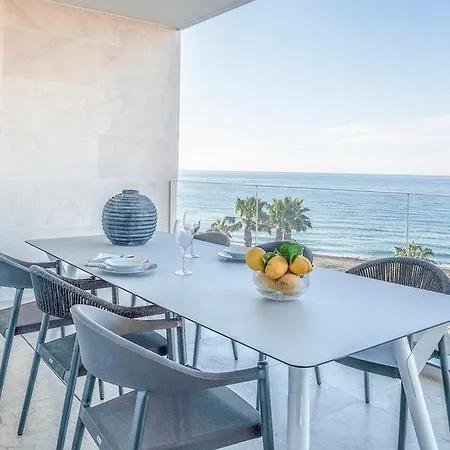 Moderno Apartamento Con Terraza En * إِستيبونا